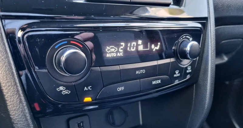Suzuki Vitara cena 68900 przebieg: 116296, rok produkcji 2018 z Gdynia małe 596